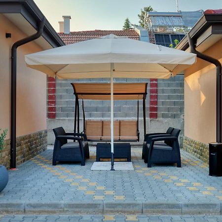 Комплекс Колонада Hotel Hiszarja Kültér fotó